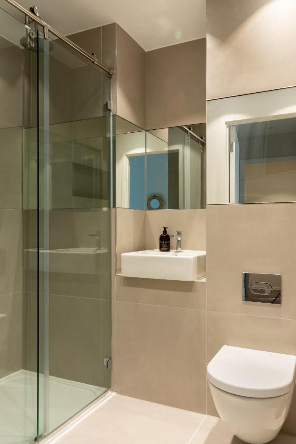 The Aurora's Nest - Lovely 3bdr With Balcony And Study Apartament Londra